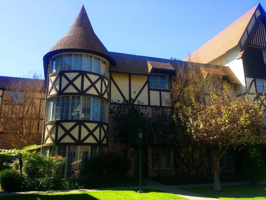 Anaheim Majestic Garden Hotel Exterior photo